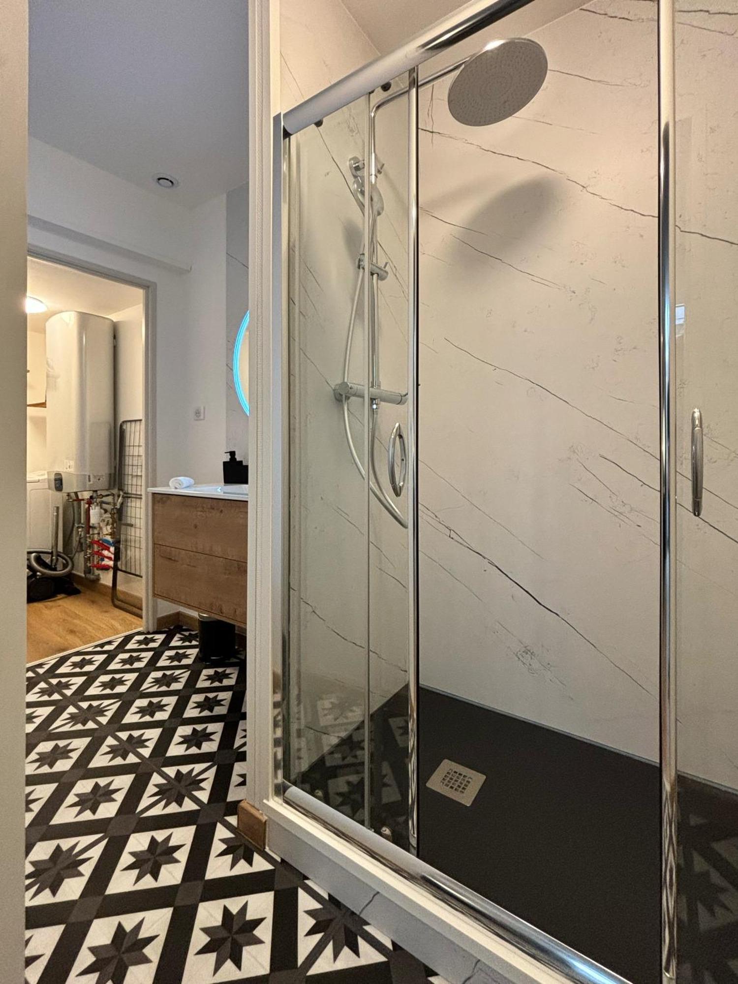 Le Oliva Chez Les M By Primo Conciergerie Διαμέρισμα Νεβέρ Εξωτερικό φωτογραφία