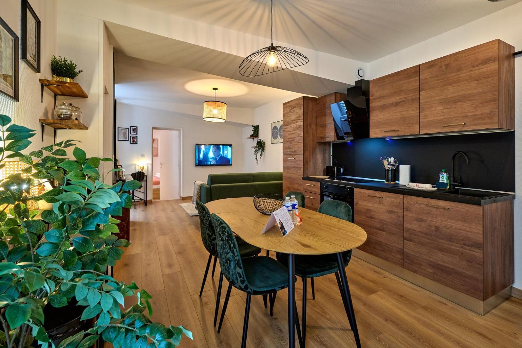 Le Oliva Chez Les M By Primo Conciergerie Διαμέρισμα Νεβέρ Εξωτερικό φωτογραφία