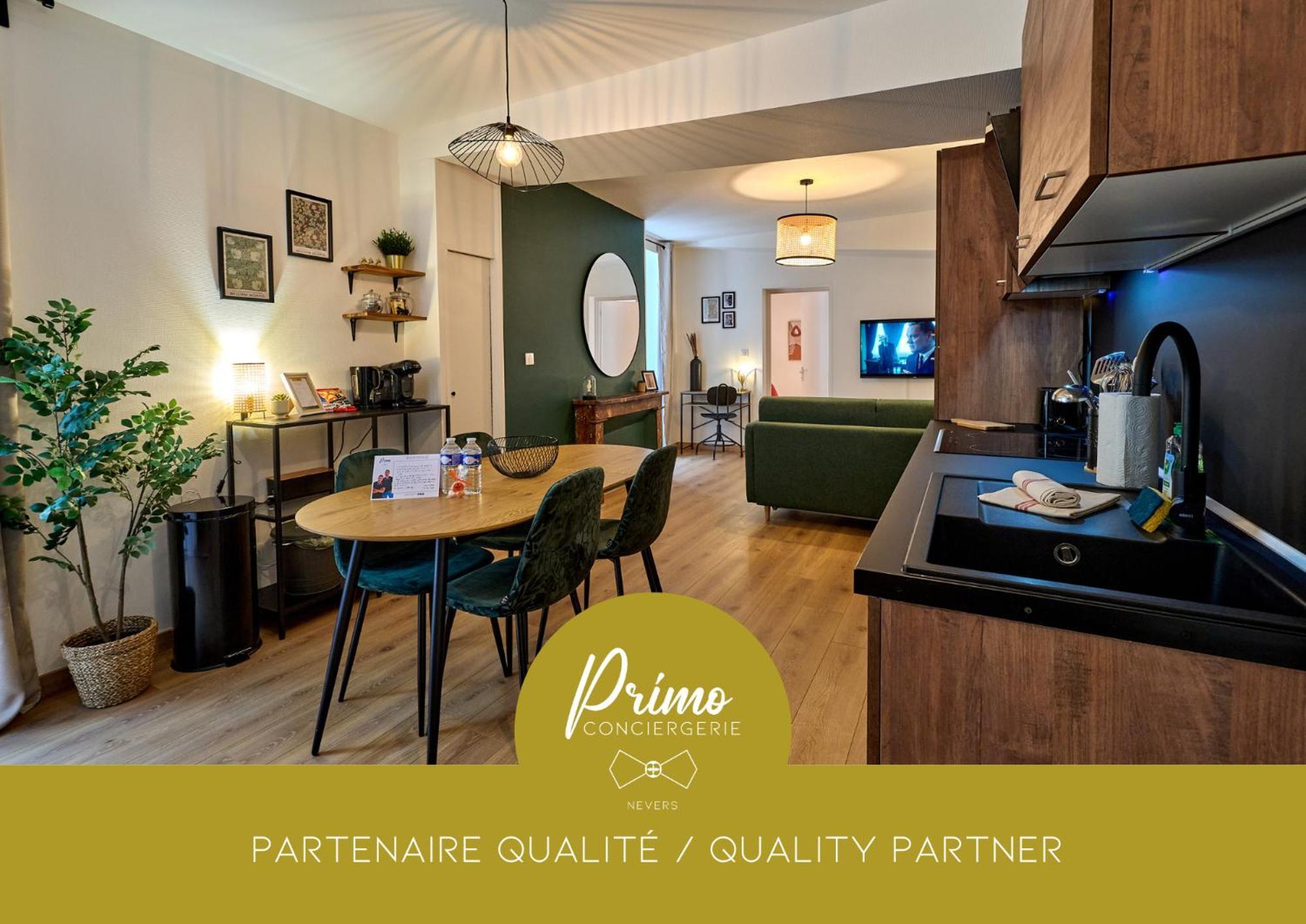Le Oliva Chez Les M By Primo Conciergerie Διαμέρισμα Νεβέρ Εξωτερικό φωτογραφία